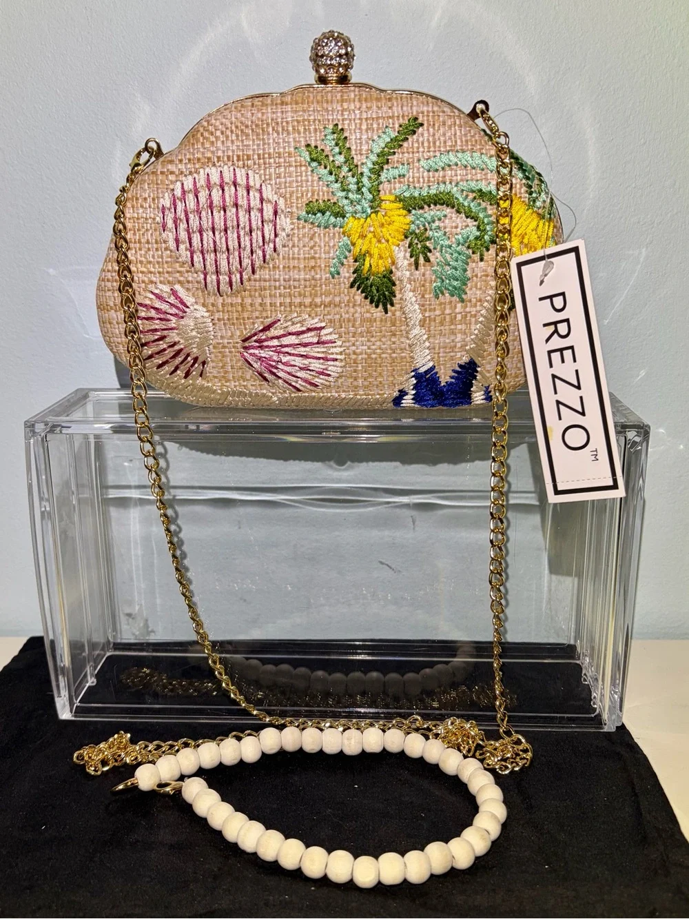 NWT Prezzo Embroidered Palm Woven Clutch With Chain or Beaded Removable Strap